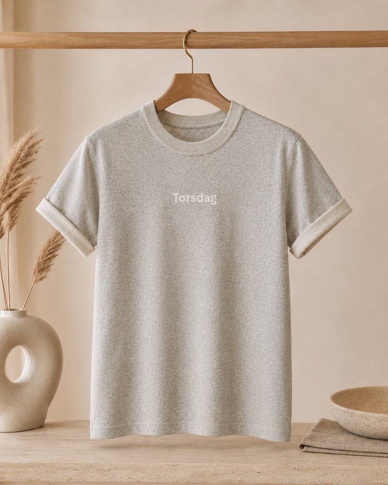 Premium Strikket Hver Dag T skjorte (Torsdag)